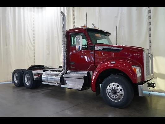 2027 Kenworth T880 in Greensboro, NC