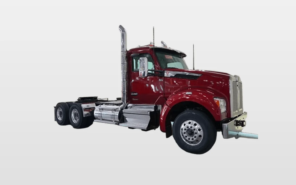 2027 Kenworth T880 - image 1