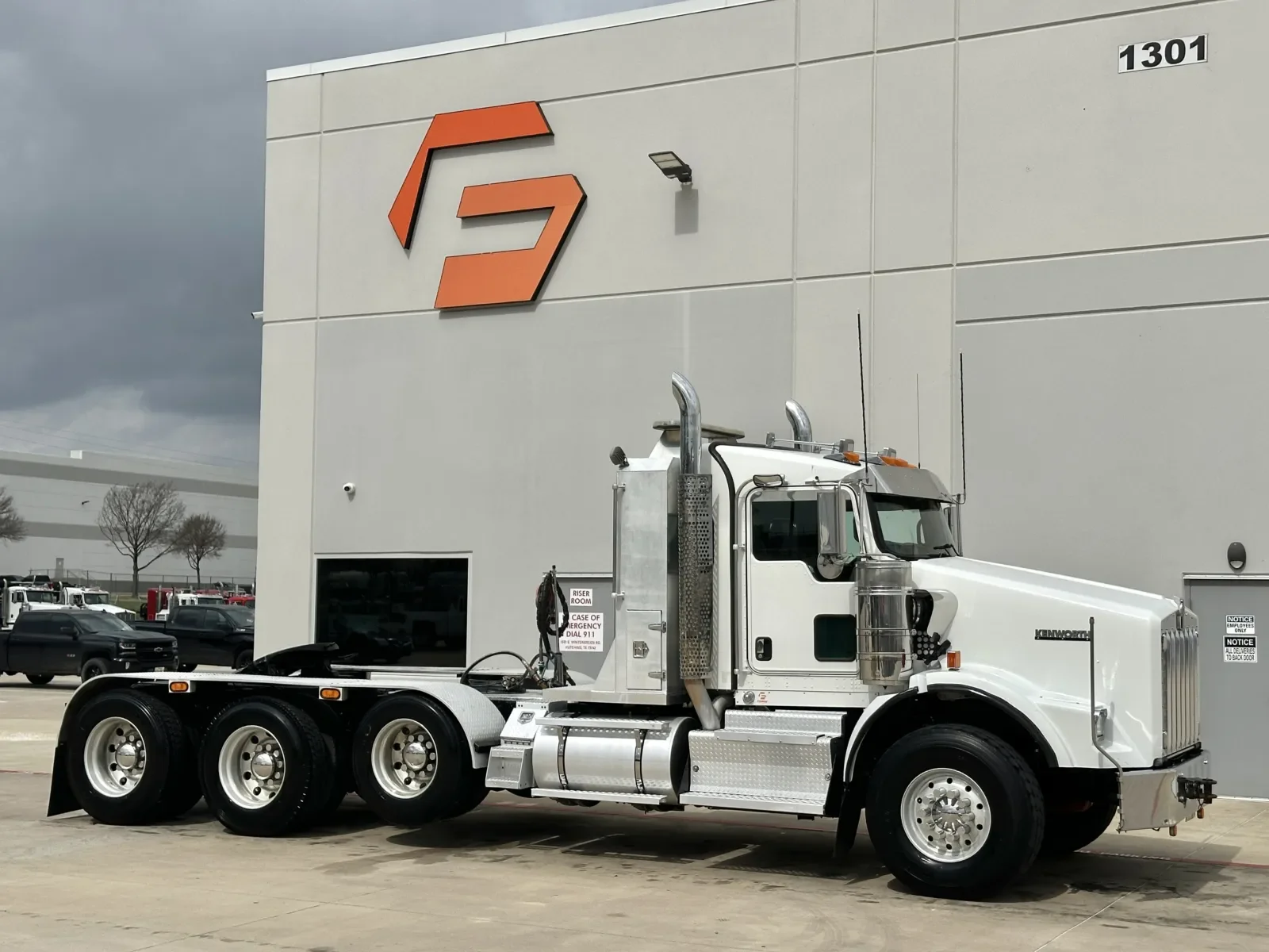 2017 Kenworth T800 in Hutchins, TX