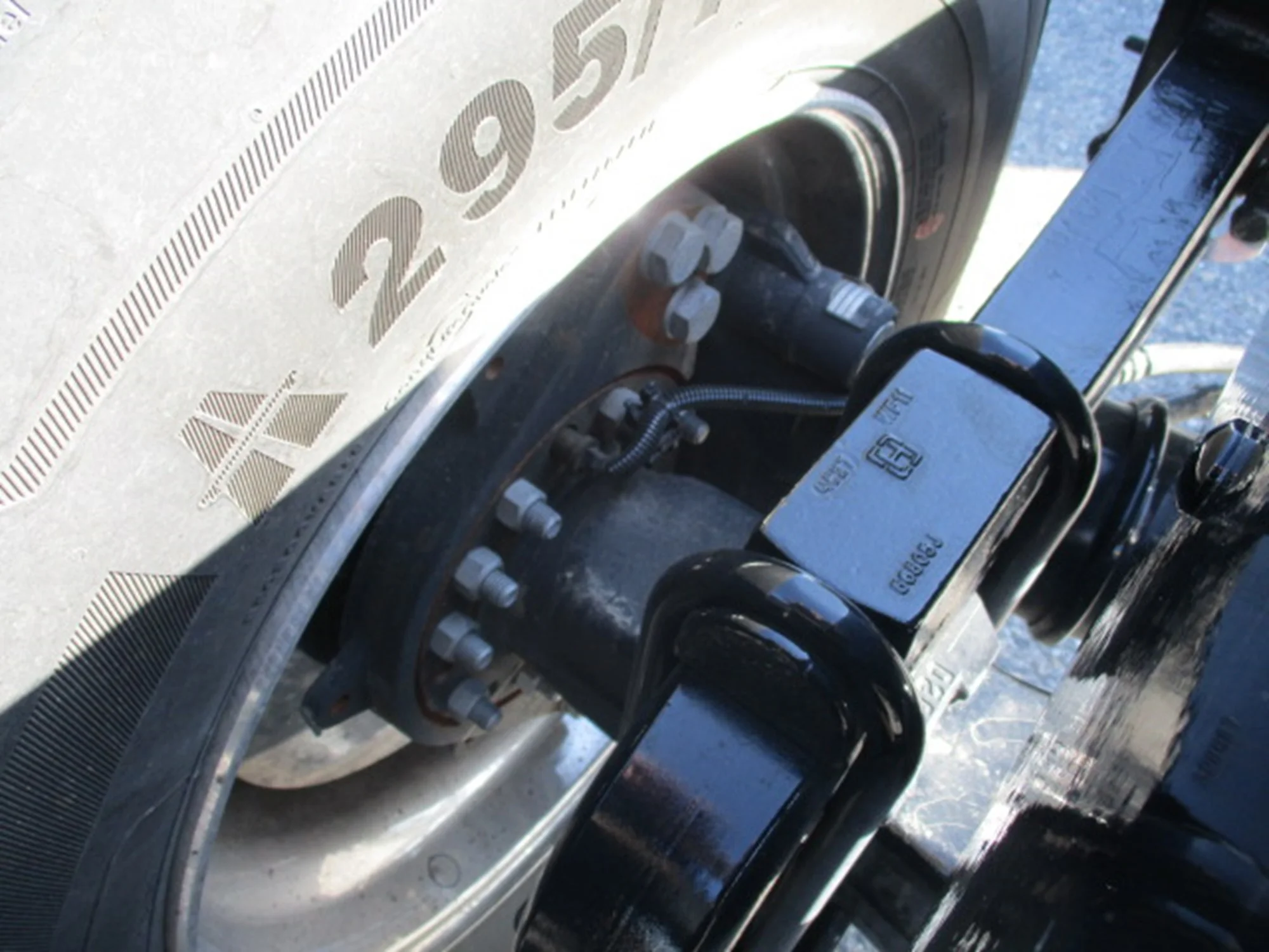 2025 Kenworth T380 - image 4