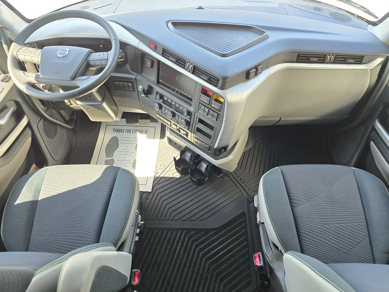2026 Volvo in Toledo, OH — photo 10