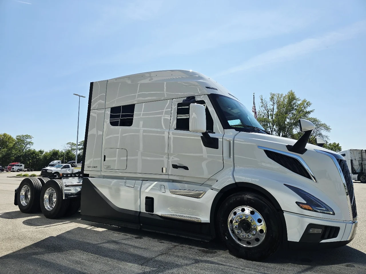 2026 Volvo in Toledo, OH — photo 3