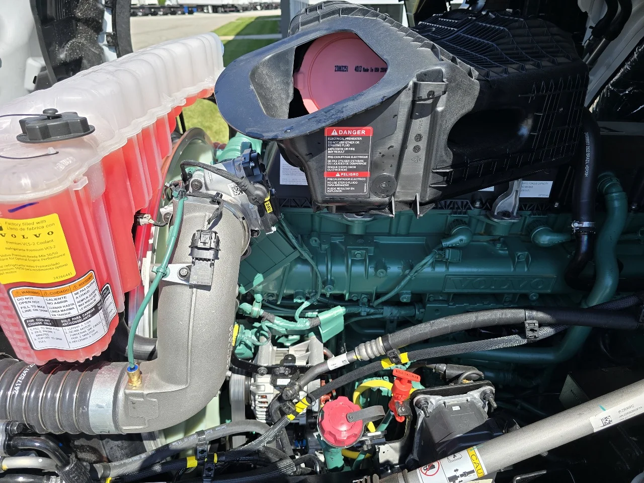 2026 Volvo in Toledo, OH — photo 15