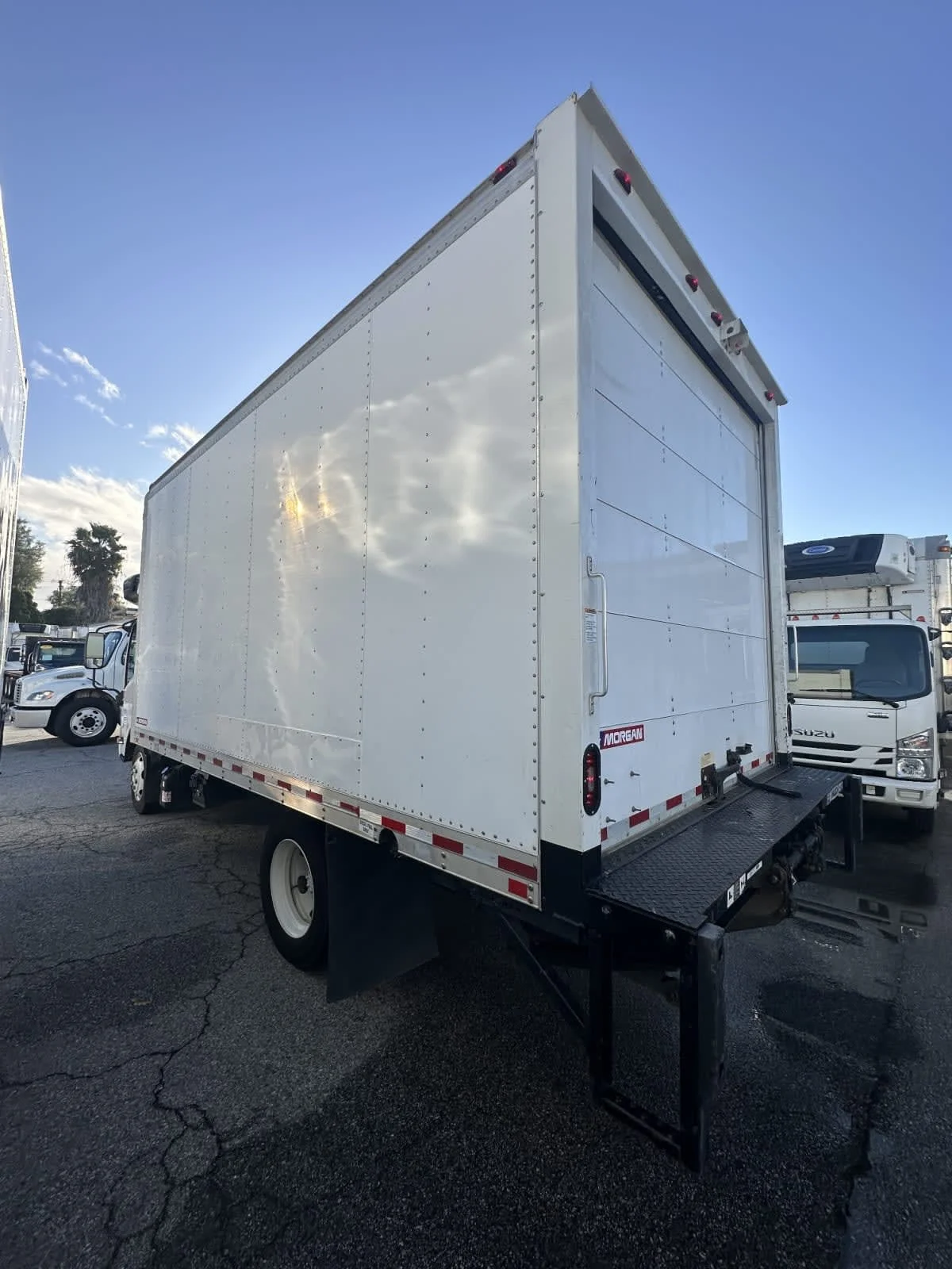 2019 Isuzu NQR - image 6