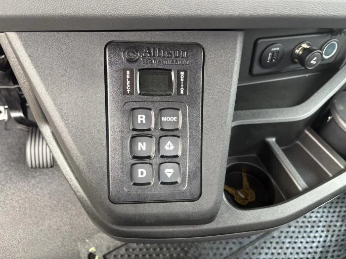 2026 Peterbilt 548 — photo 14