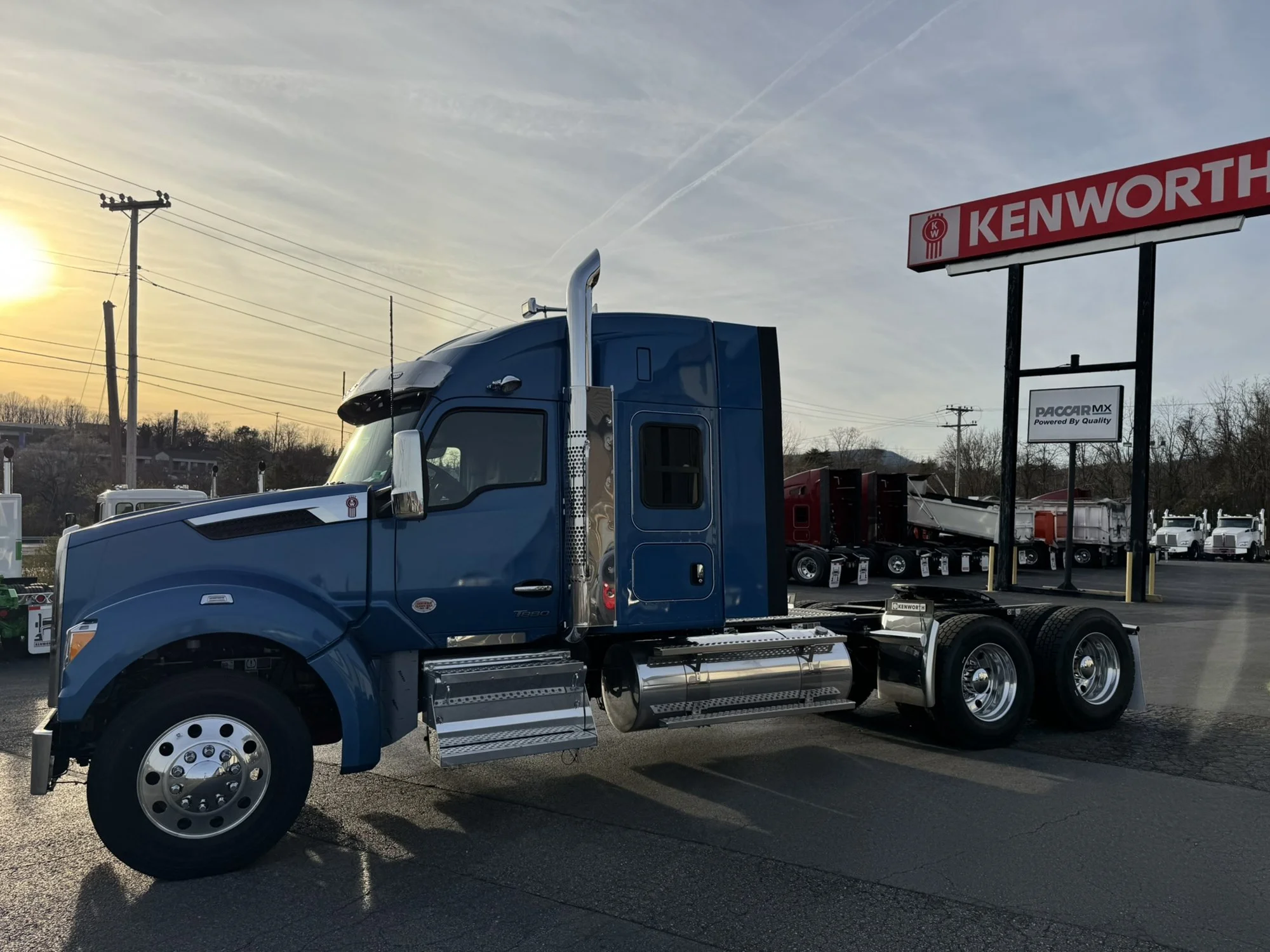 2026 Kenworth T880 - image 6