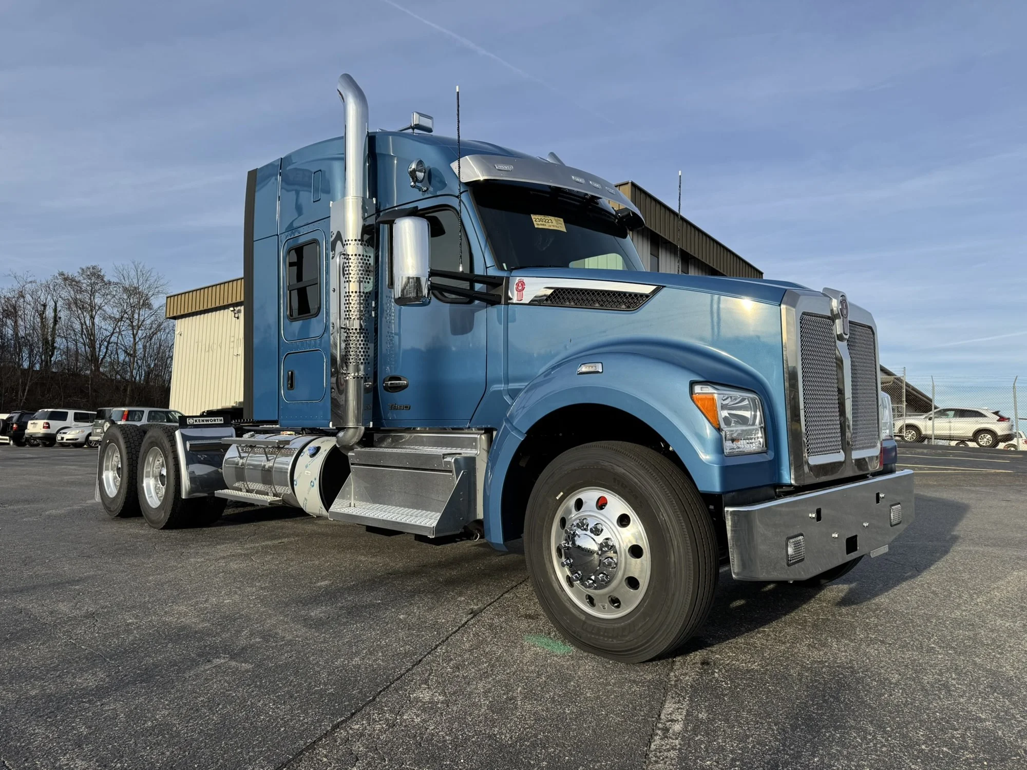 2026 Kenworth T880 - image 2