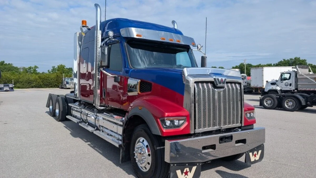 2025 Western Star 49X — photo 4