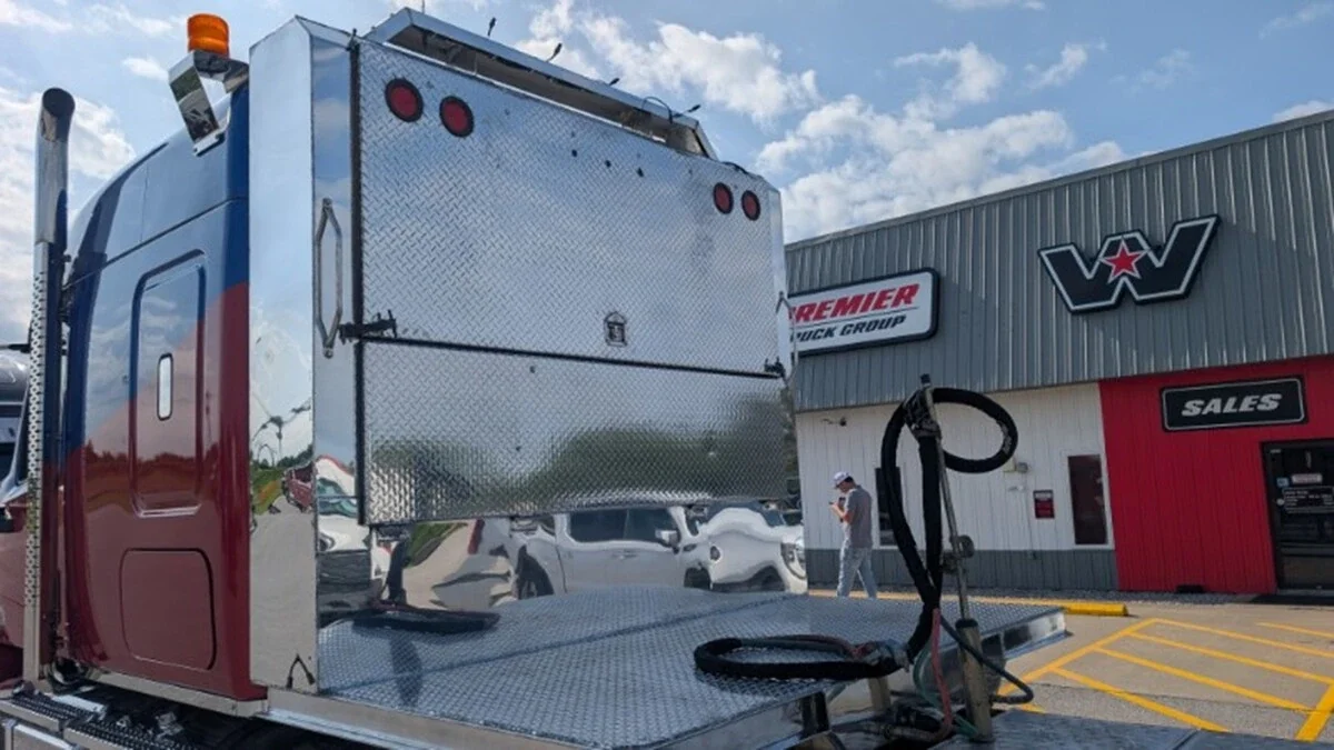2025 Western Star 49X — photo 16