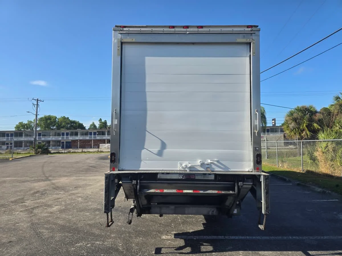 2020 International MV in Tampa, FL — photo 5