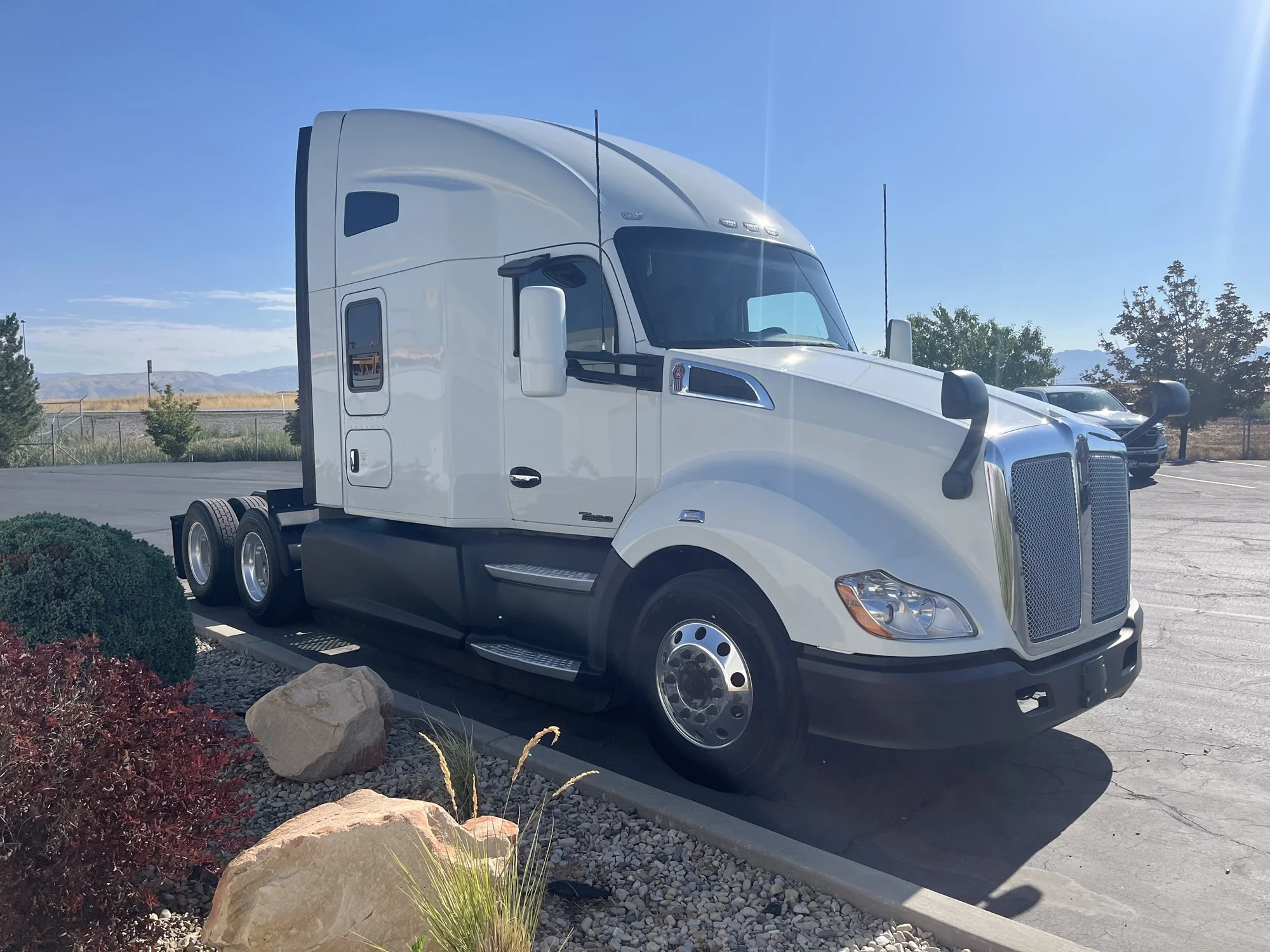 2021 Kenworth T680 in Salt Lake, UT — photo 4