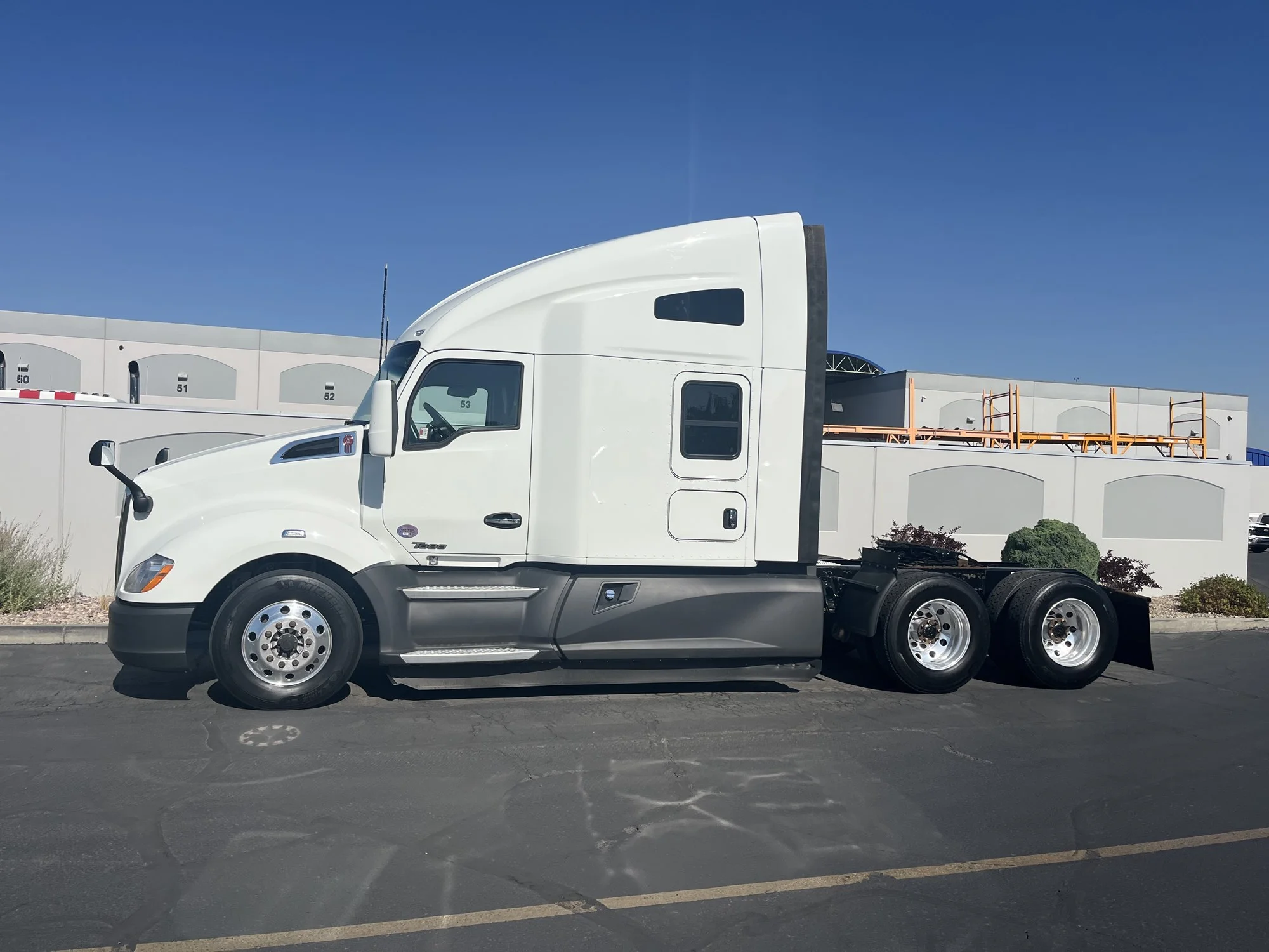 2021 Kenworth T680