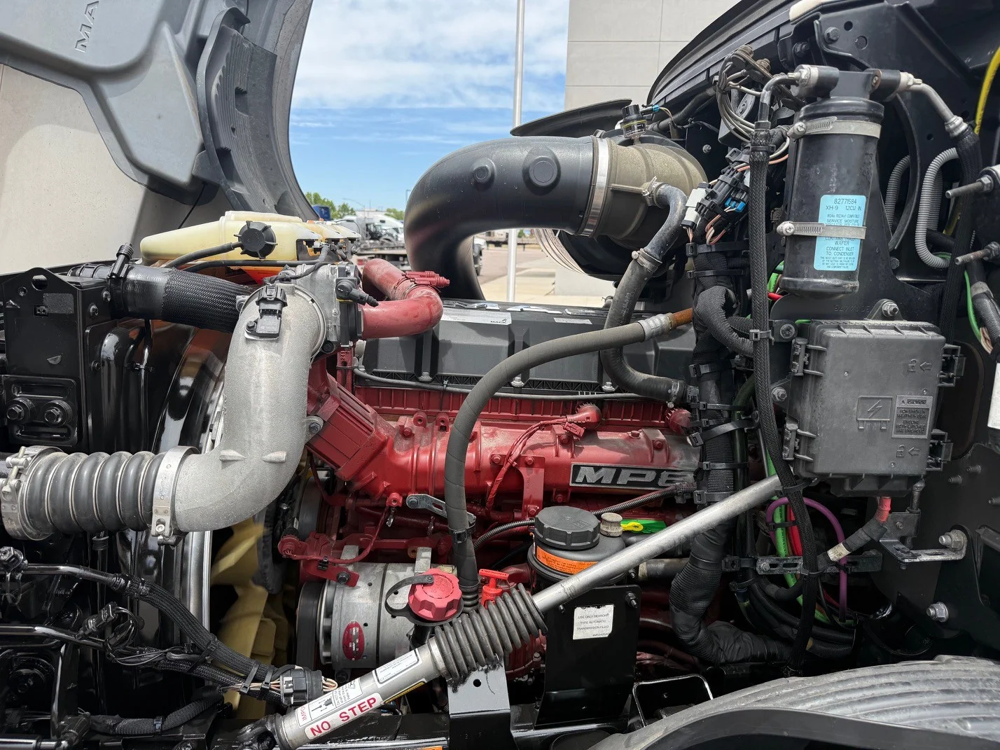 2024 Mack Anthem in Denver, CO — photo 15