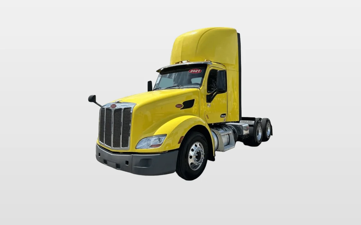 2021 Peterbilt 579 - image 1