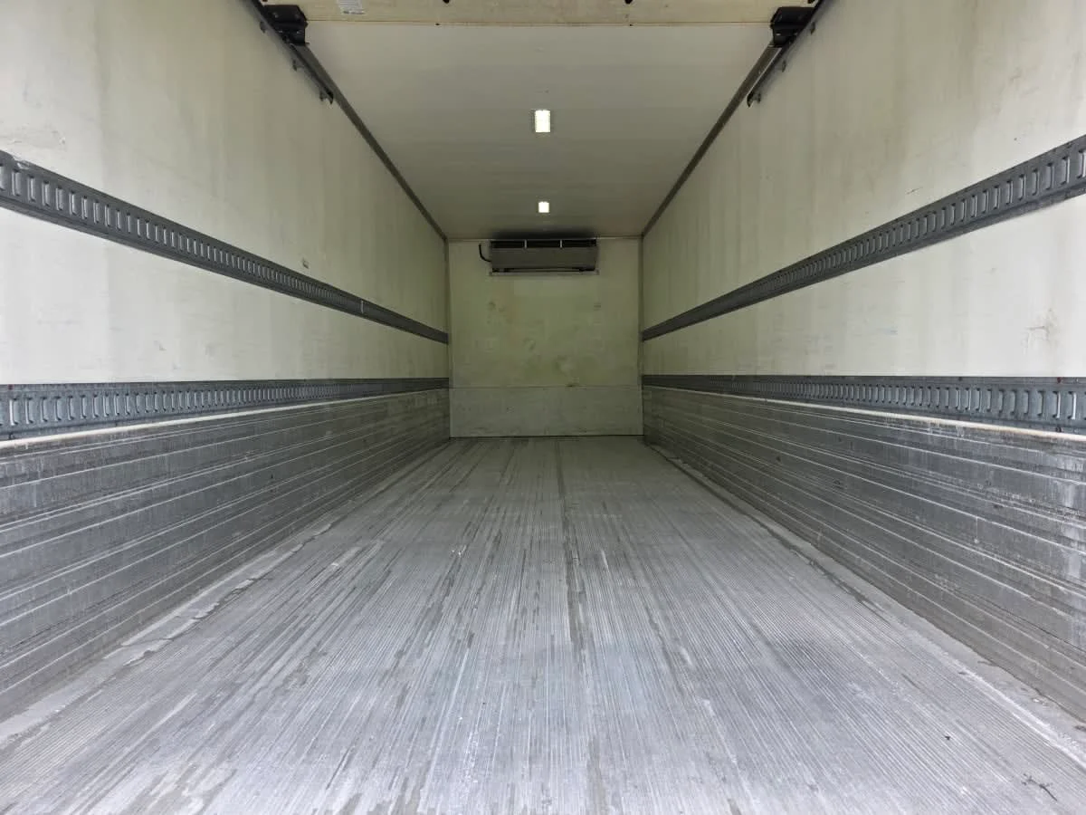 2019 Freightliner M2 106 in Bensalem, PA — photo 9