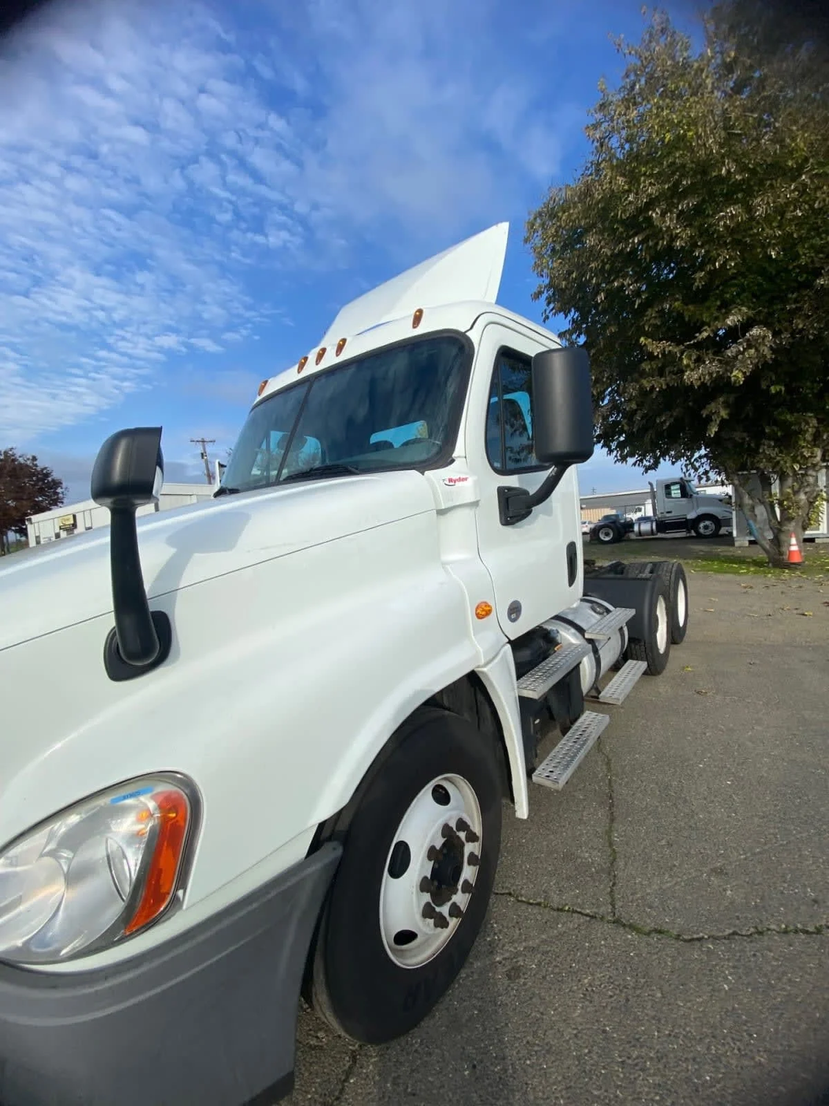 2019 Freightliner Cascadia in West Sacramento, CA
