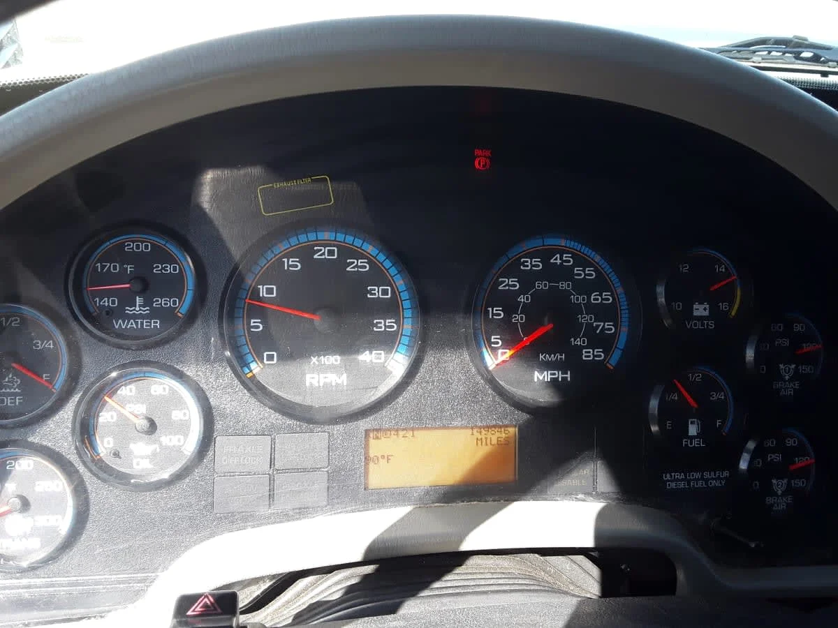 2018 International 4300 - image 11