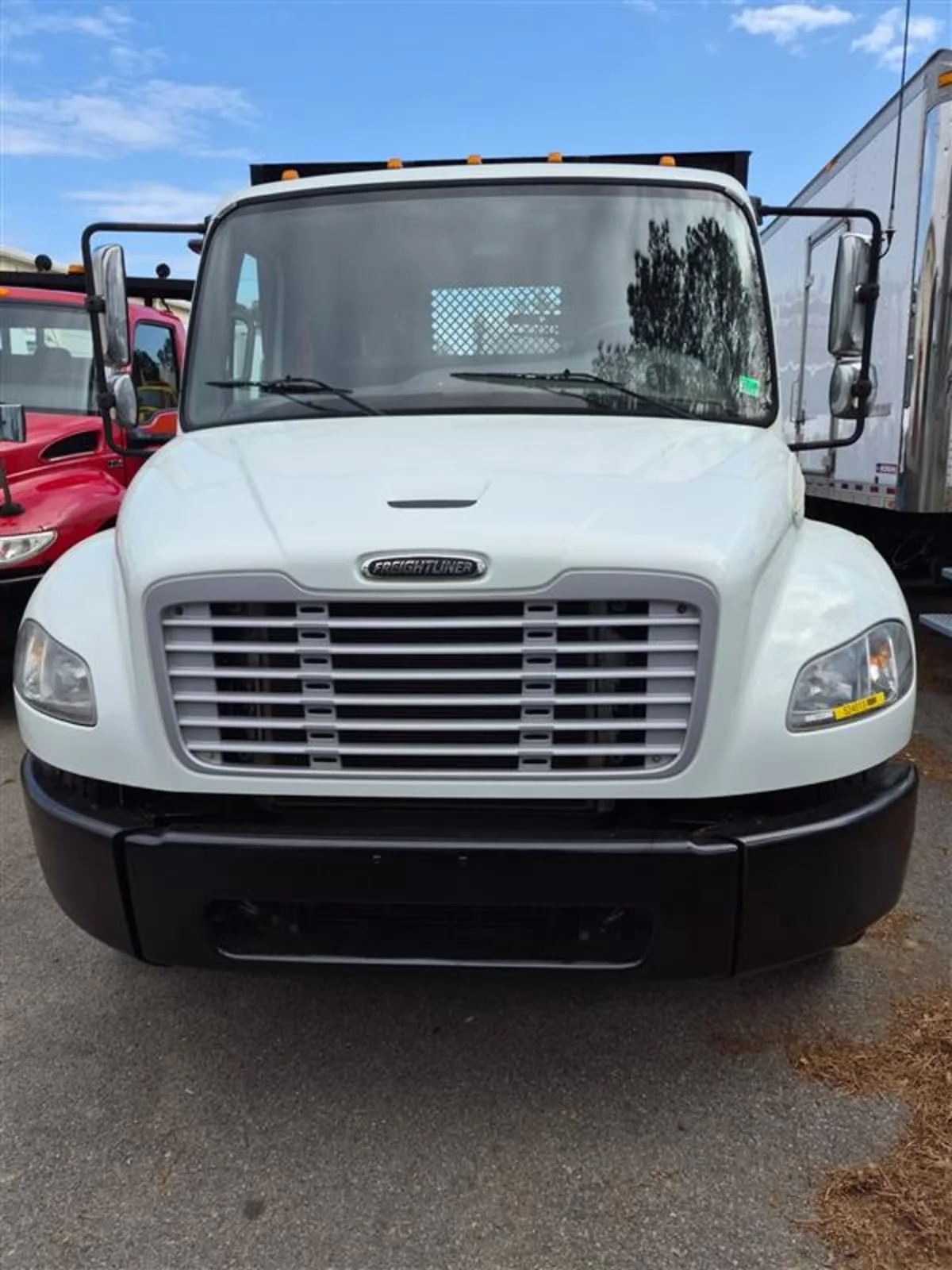 2014 Freightliner M2 106 in Ashland, VA — photo 2