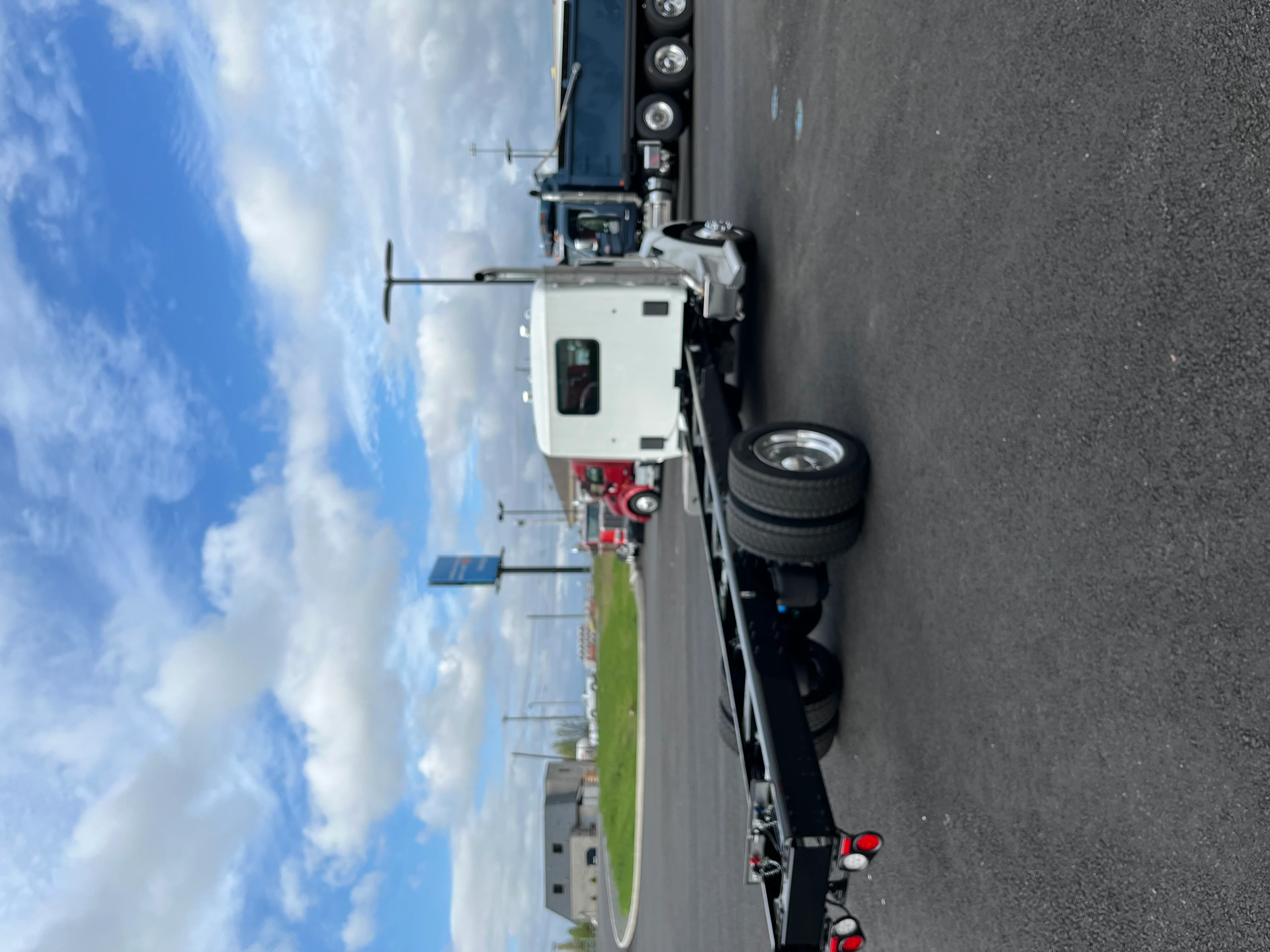 2025 Peterbilt 537 in SCRANTON, PA — photo 5