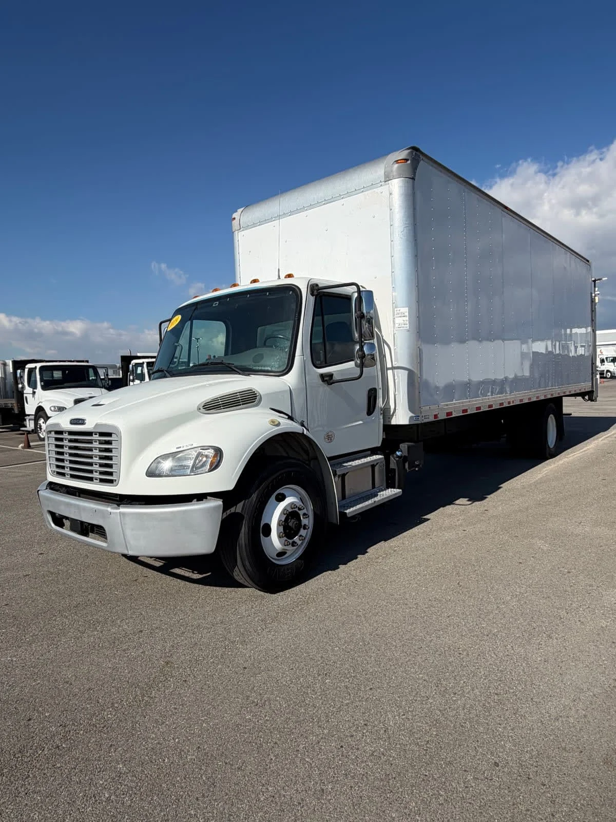 2019 Freightliner M2 106 in Fontana, CA — photo 3