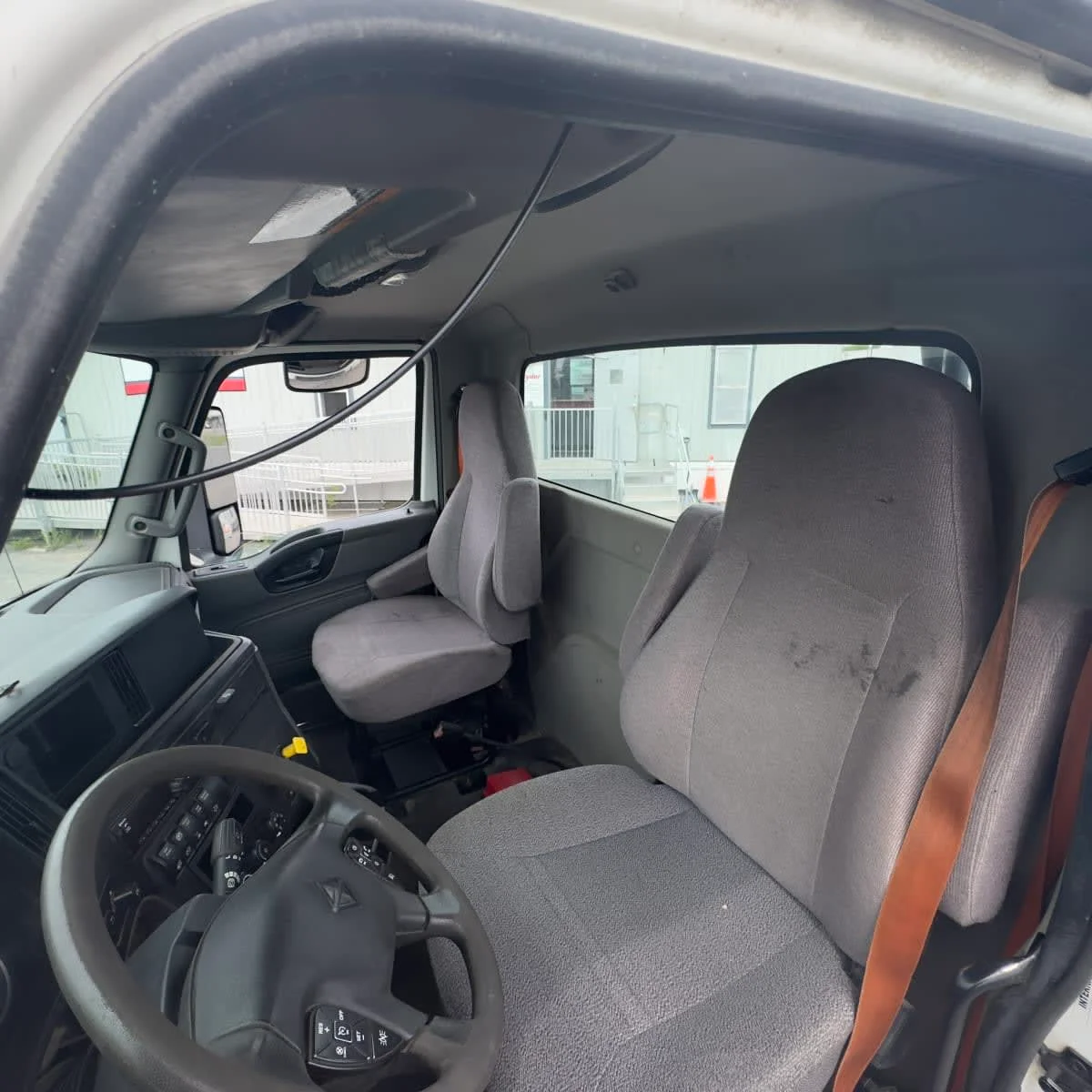 2019 International RH - image 7