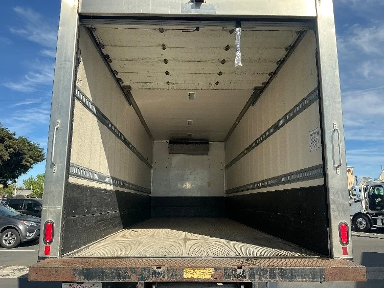 2020 Freightliner M2 106 in West Sacramento, CA — photo 8