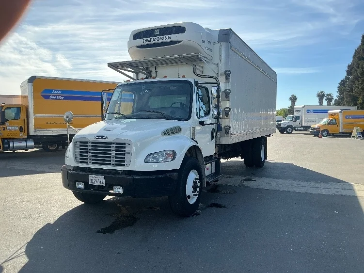 2020 Freightliner M2 106 in West Sacramento, CA — photo 3