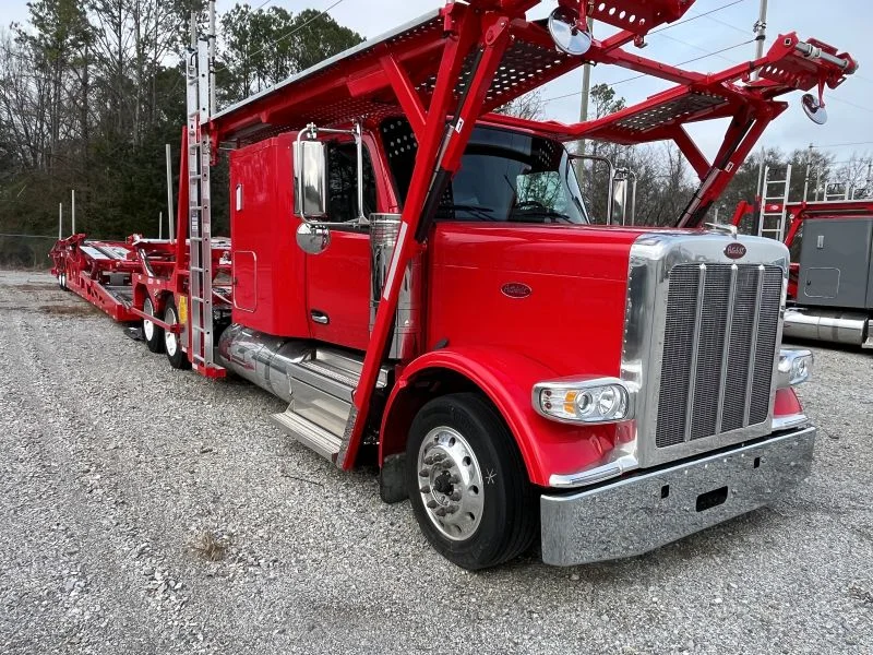2025 Peterbilt 589 in Duncan, SC — photo 2