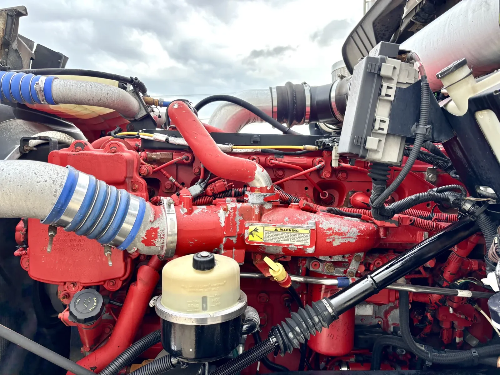 2016 Kenworth T800 - image 13