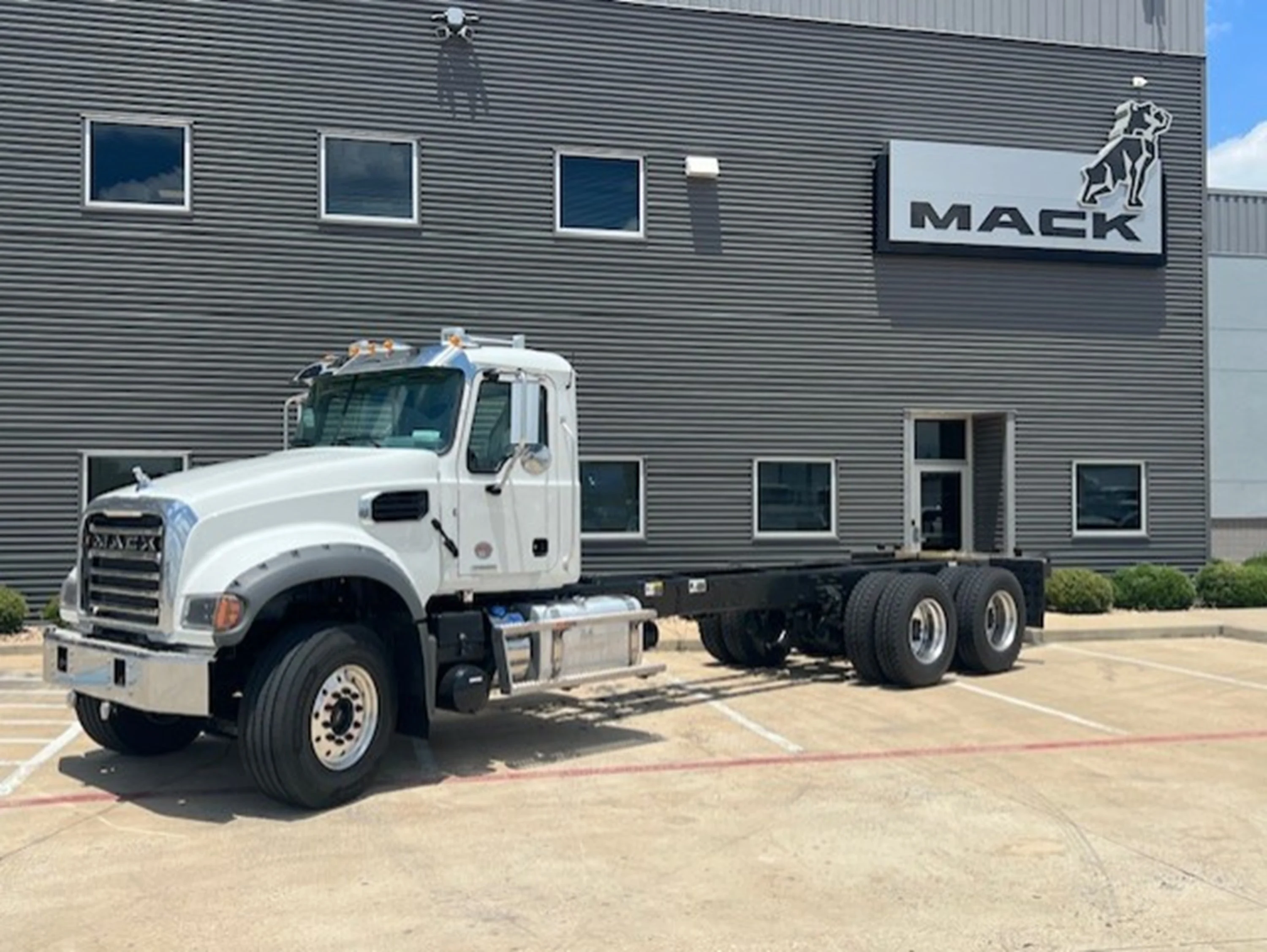 2027 Mack Granite
