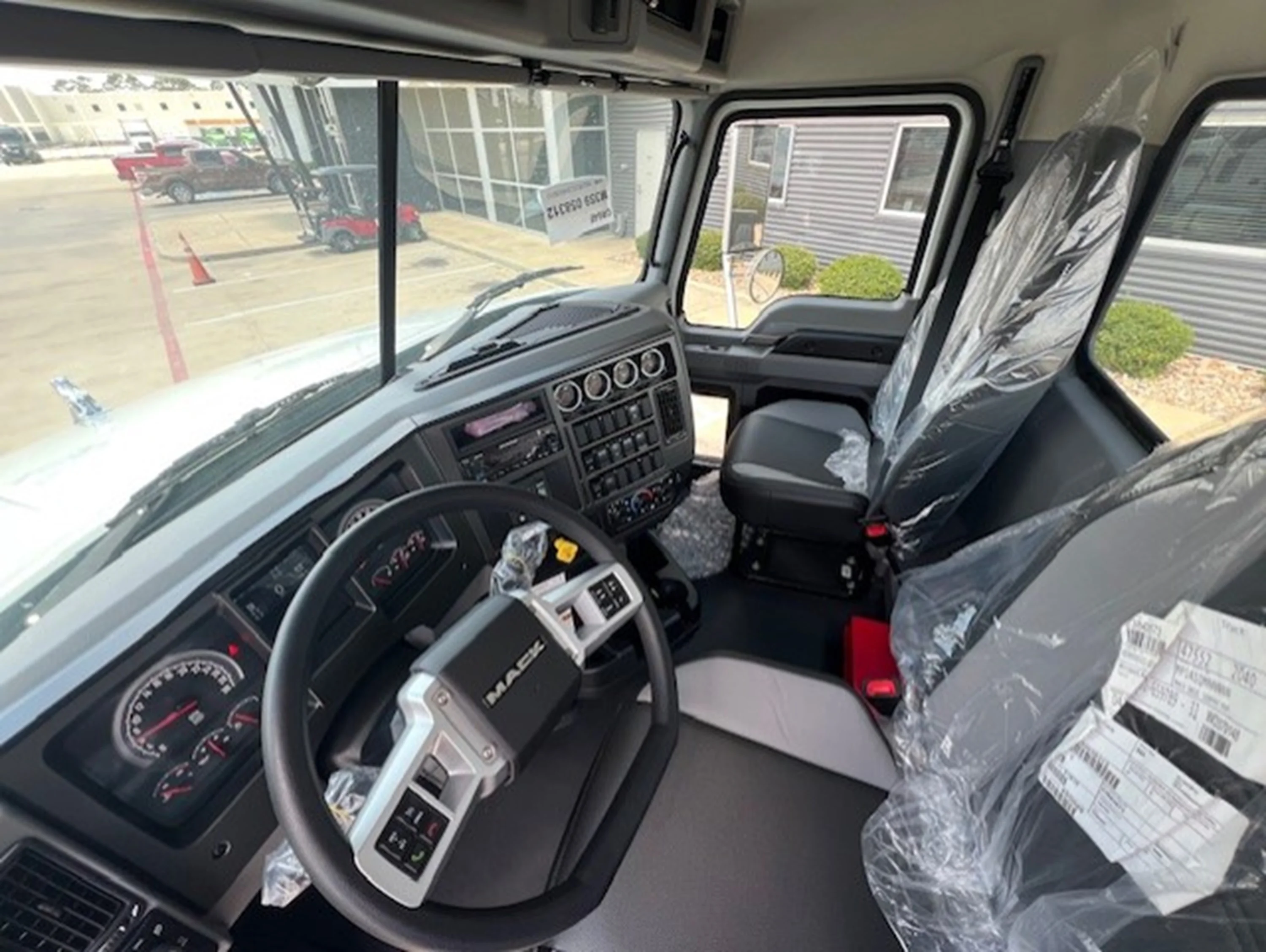 2027 Mack Granite in Houston, TX — photo 7