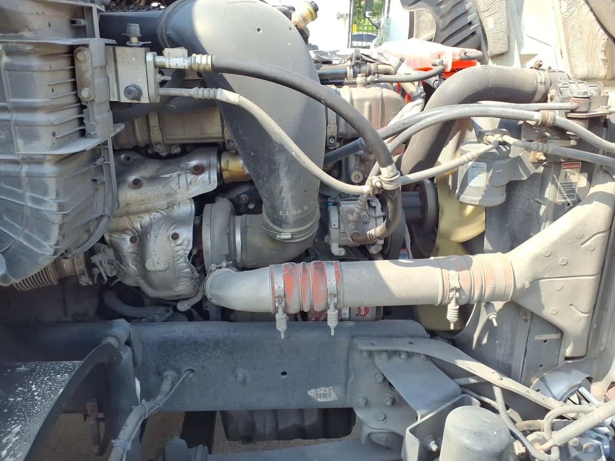 2020 Freightliner Cascadia in Houston, TX — photo 9