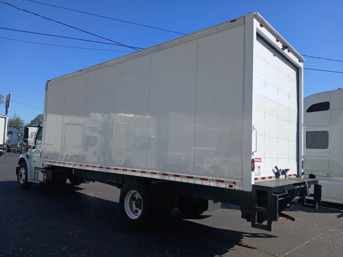2020 Freightliner M2 106 in Atlanta, GA — photo 6