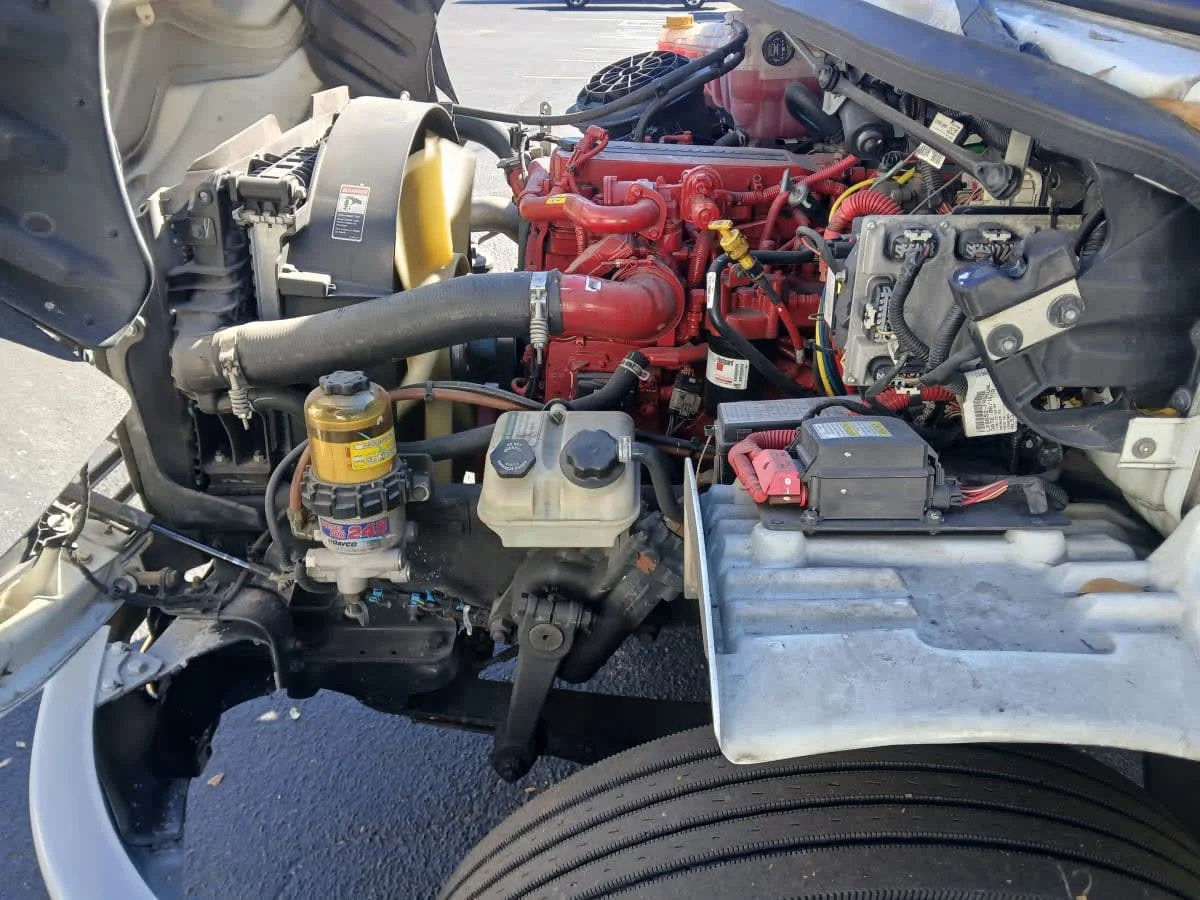 2020 Freightliner M2 106 in Atlanta, GA — photo 9