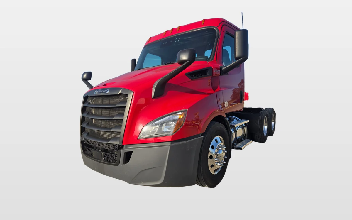 2021 FREIGHTLINER CASCADIA 116DC - image 1