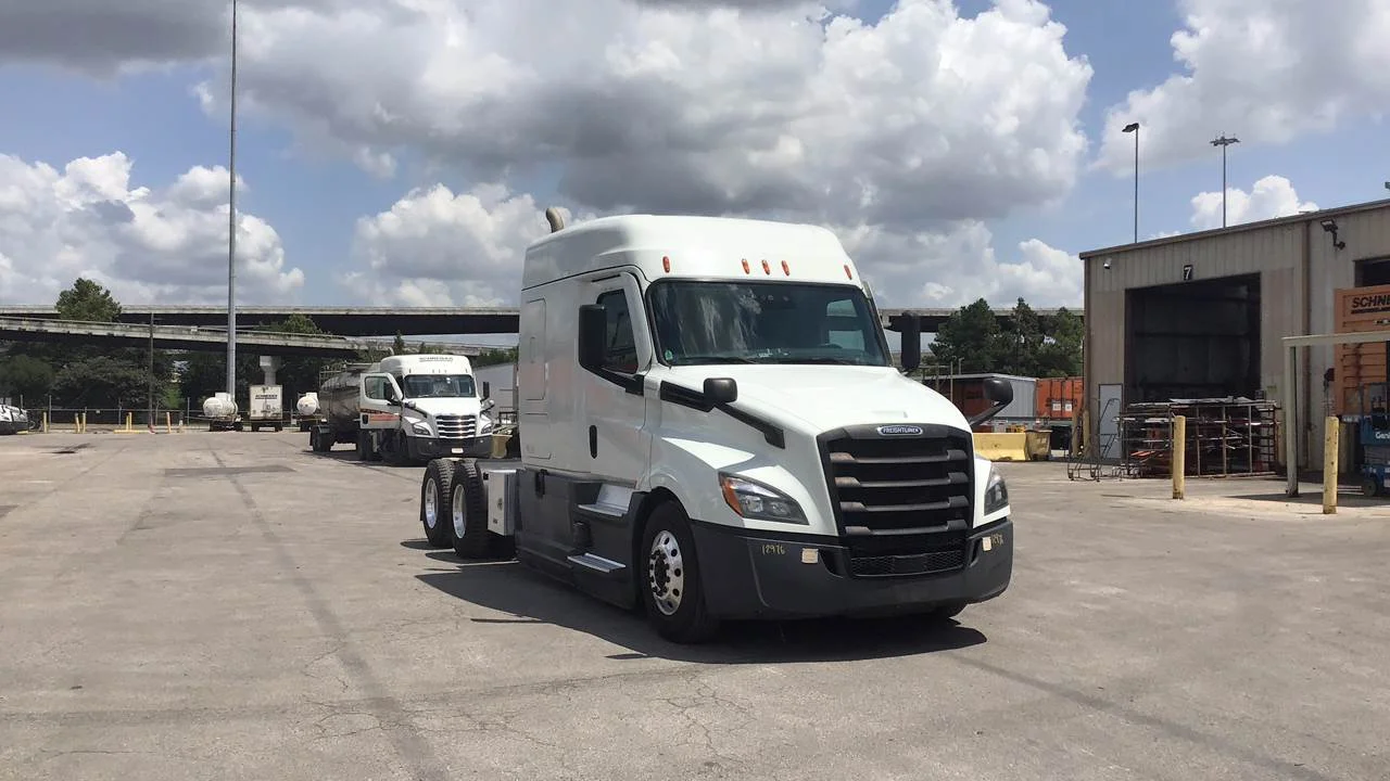 2021 Freightliner Cascadia