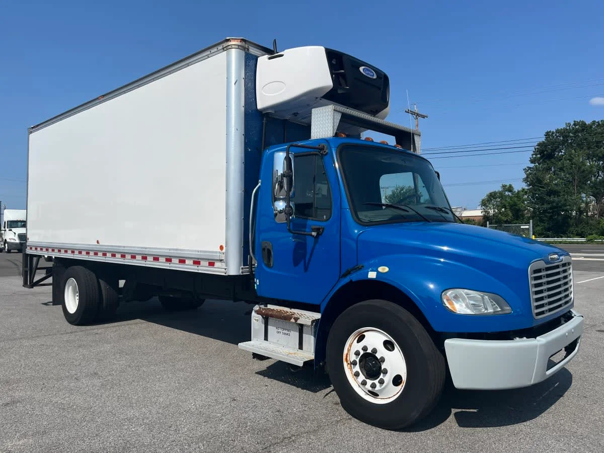 2019 Freightliner M2 106 in Beltsville, MD — photo 3
