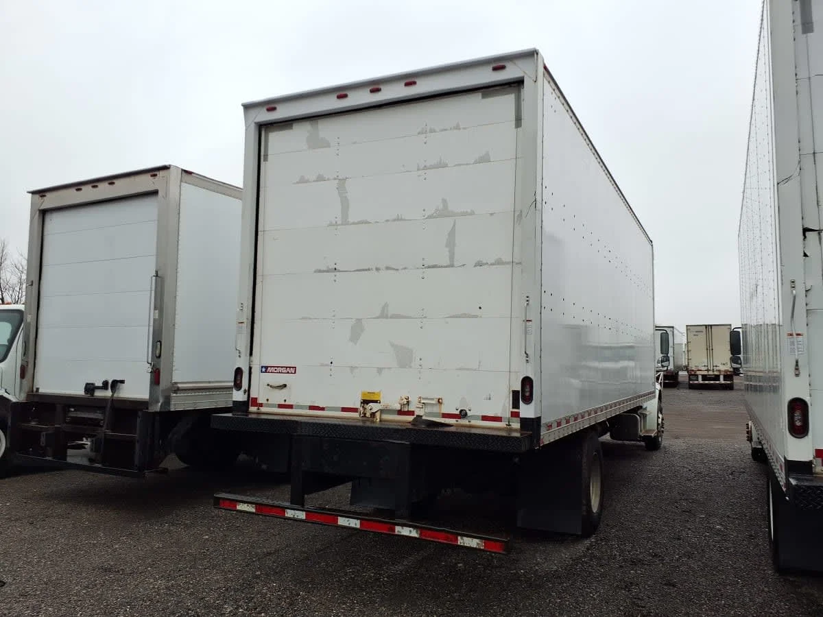 2020 Freightliner M2 106 in Taylor, MI — photo 4