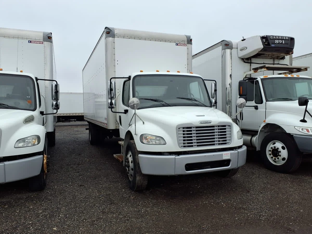 2020 Freightliner M2 106 in Taylor, MI — photo 3