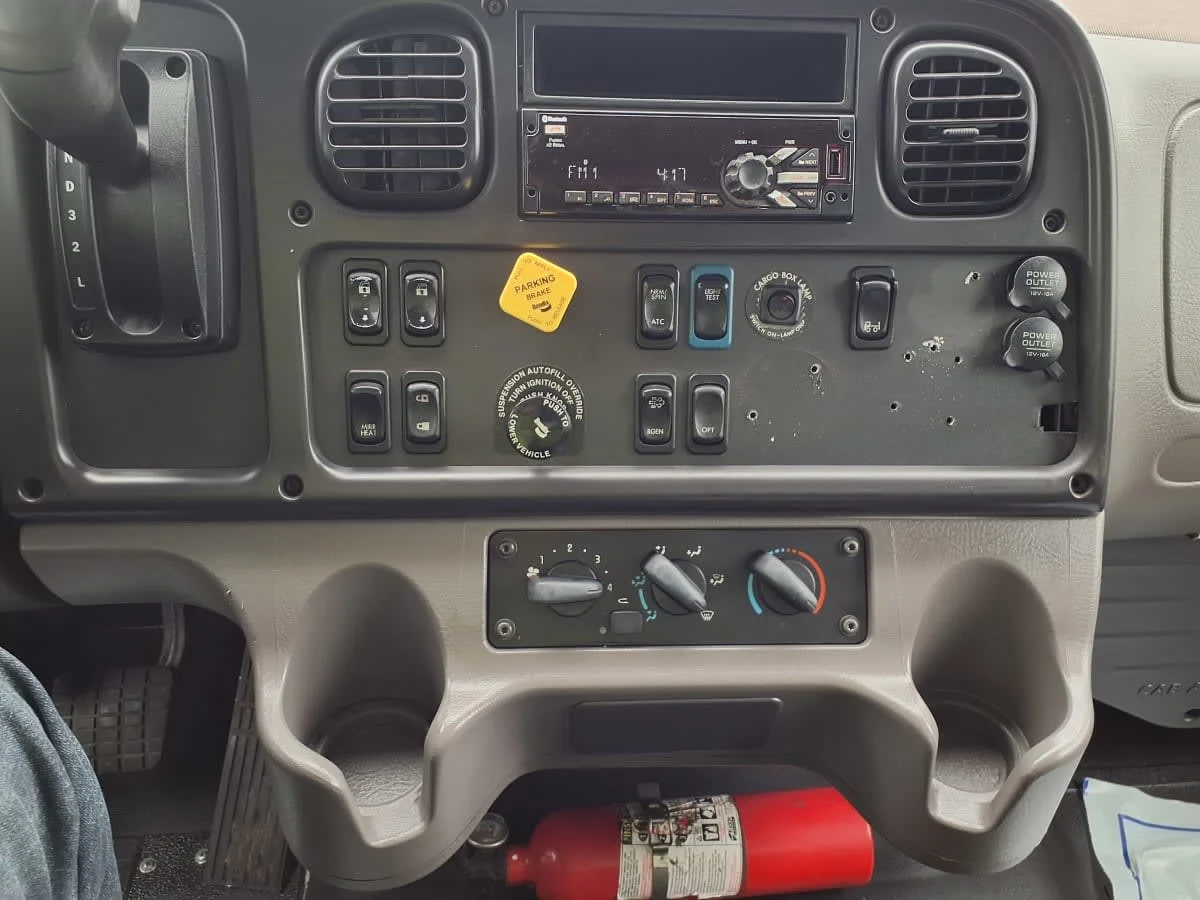 2020 Freightliner M2 106 in Taylor, MI — photo 11