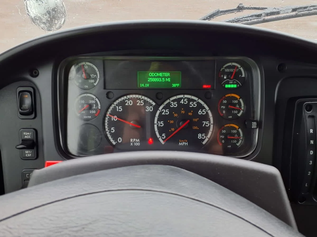 2020 Freightliner M2 106 in Taylor, MI — photo 10