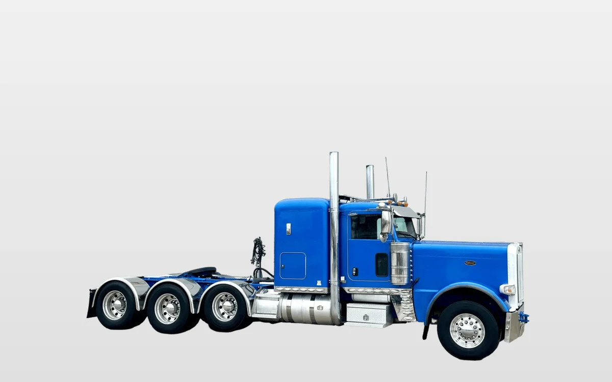 2018 Peterbilt 389 - image 1