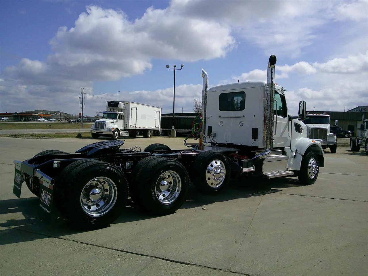 2027 Peterbilt 567 in Fargo, ND — photo 7