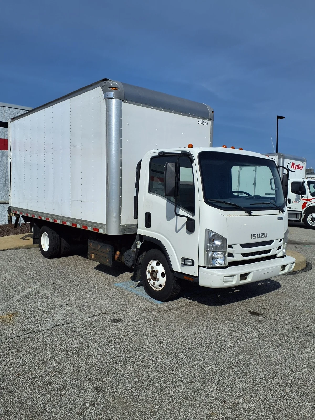 2017 Isuzu NPR in Cleveland, OH — photo 3