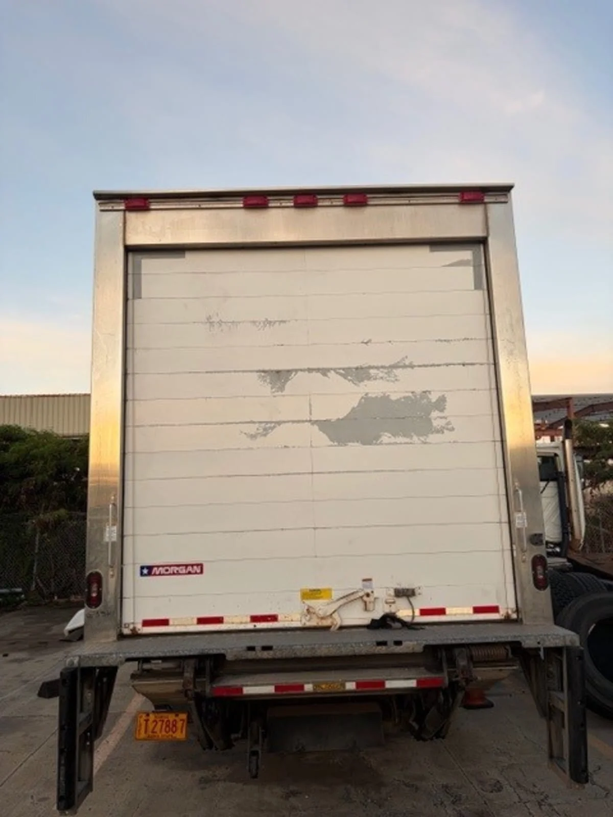 2017 Freightliner M2 106 in Kapolei, HI — photo 5