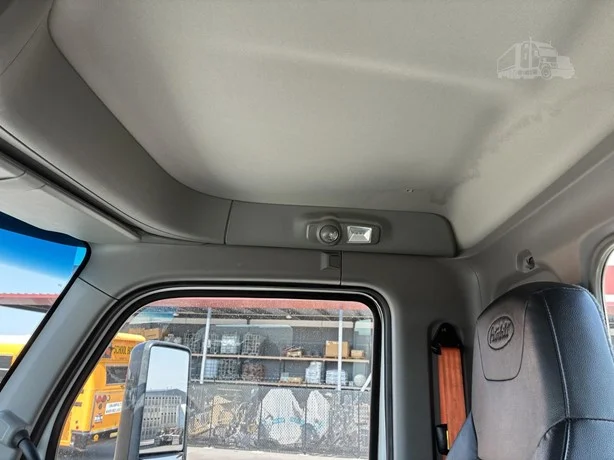 2021 Peterbilt 579 in Idaho Falls, ID — photo 35