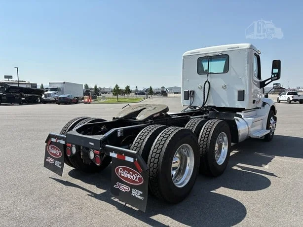 2021 Peterbilt 579 in Idaho Falls, ID — photo 5