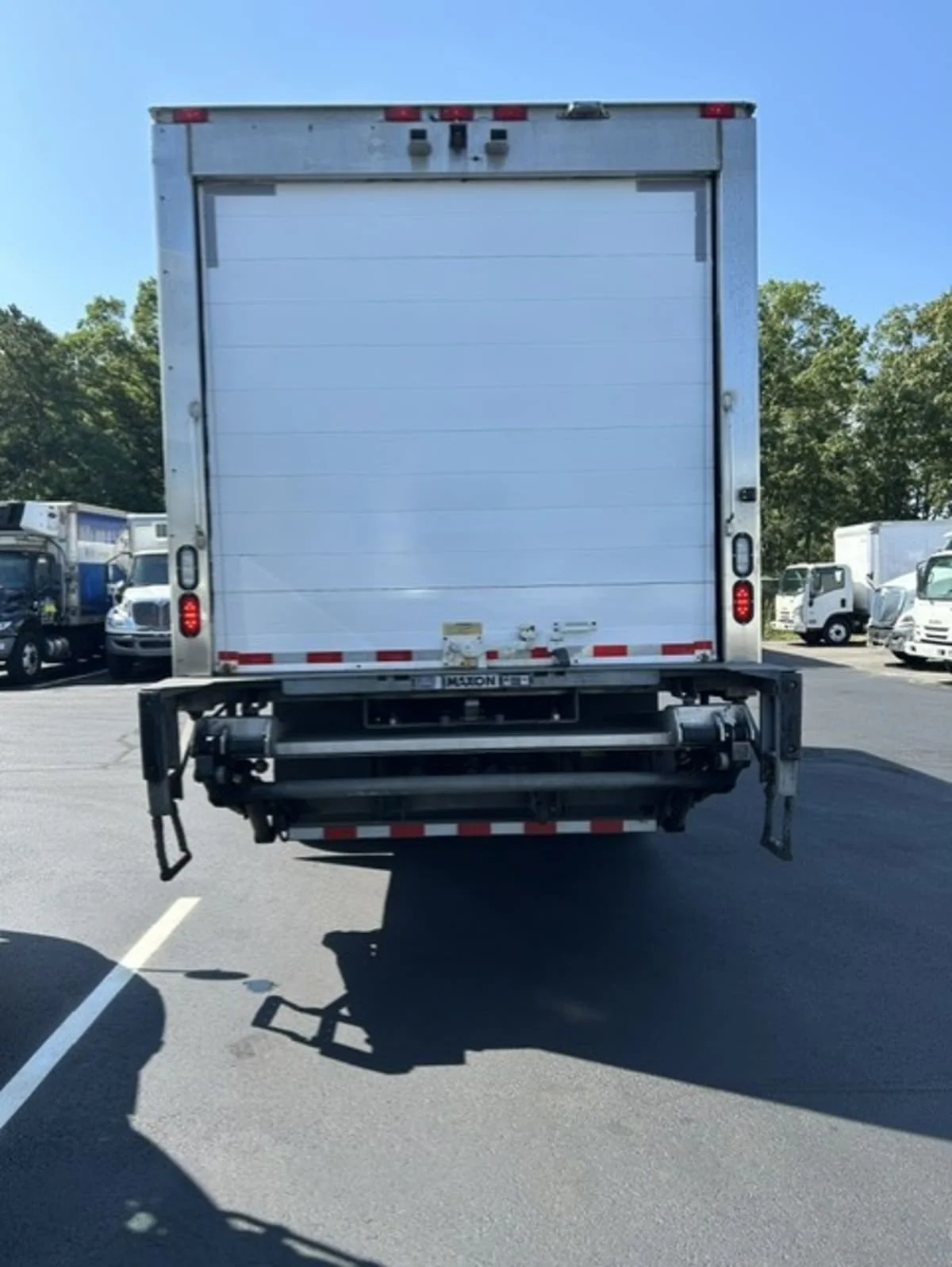 2020 Freightliner M2 106 in Farmingdale, NY — photo 5