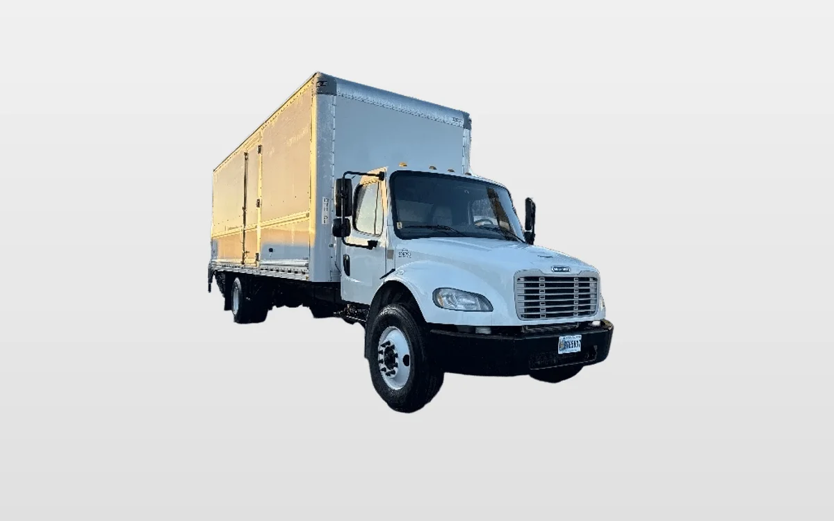 2019 Freightliner M2 106 - image 1
