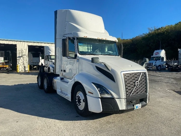 2020 Volvo VNL 300 in Bessemer, AL